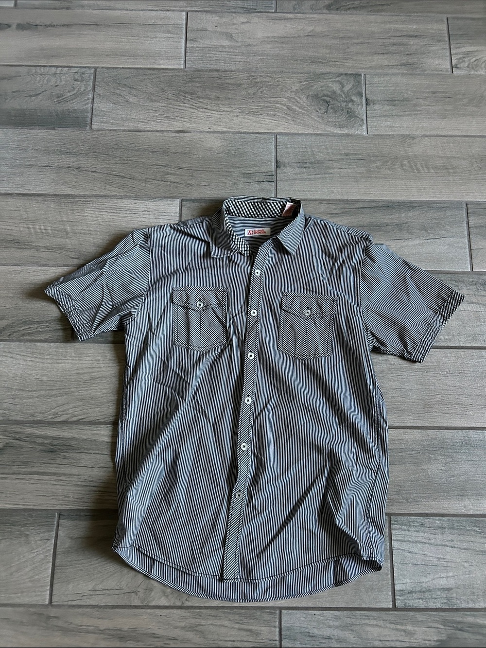 Michael Brandon Black and White Pinstripe Short-Sleeve Button-Down Shirt